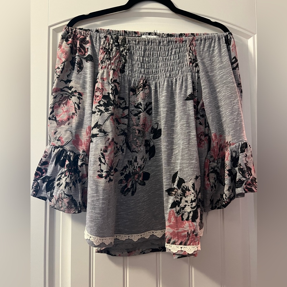 Women’s gray floral off the shoulder top